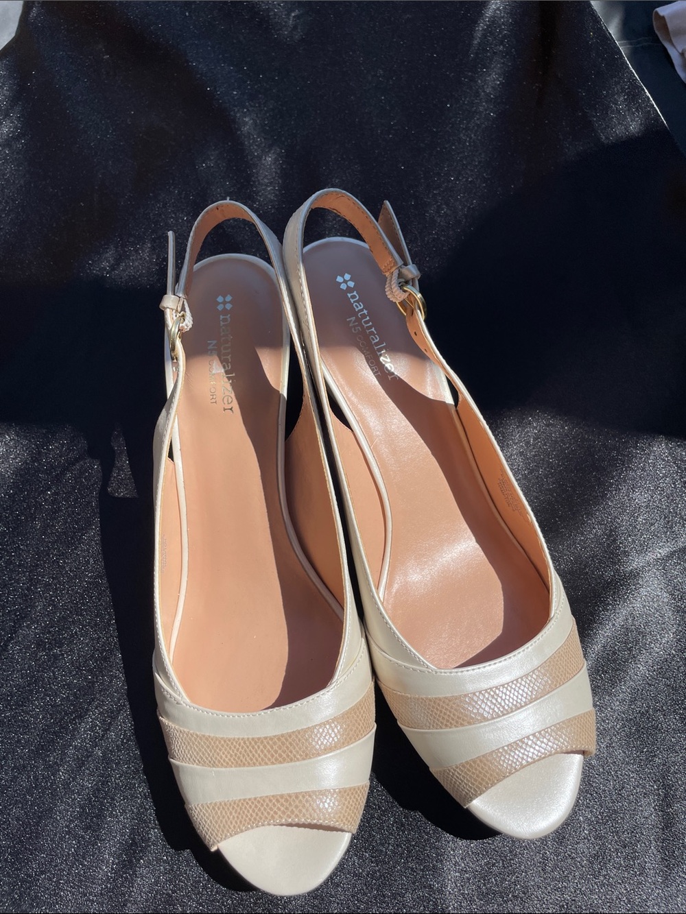 Naturalizer Beige & Tan Peep-Toe Slingback Flats